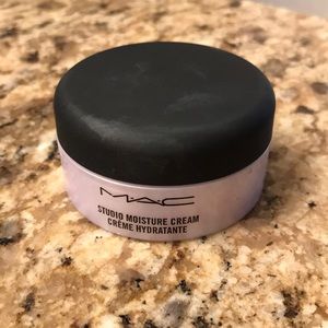 MAC Studio Moisture Cream 1/2 Full